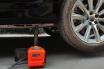electric jacks for lifting cars